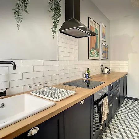 Apartment 2 Bedrooms - Perfect For A Getaway