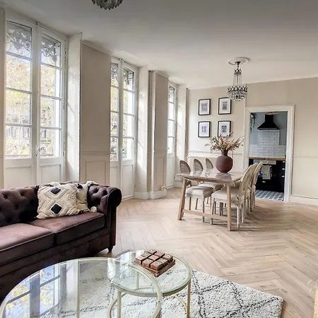 2 Bedrooms - Perfect For A Getaway