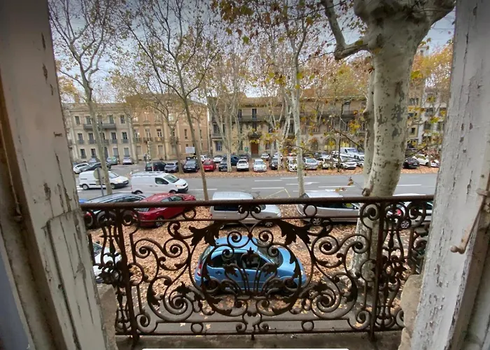2 Bedrooms - Perfect For A Getaway * Carcassone